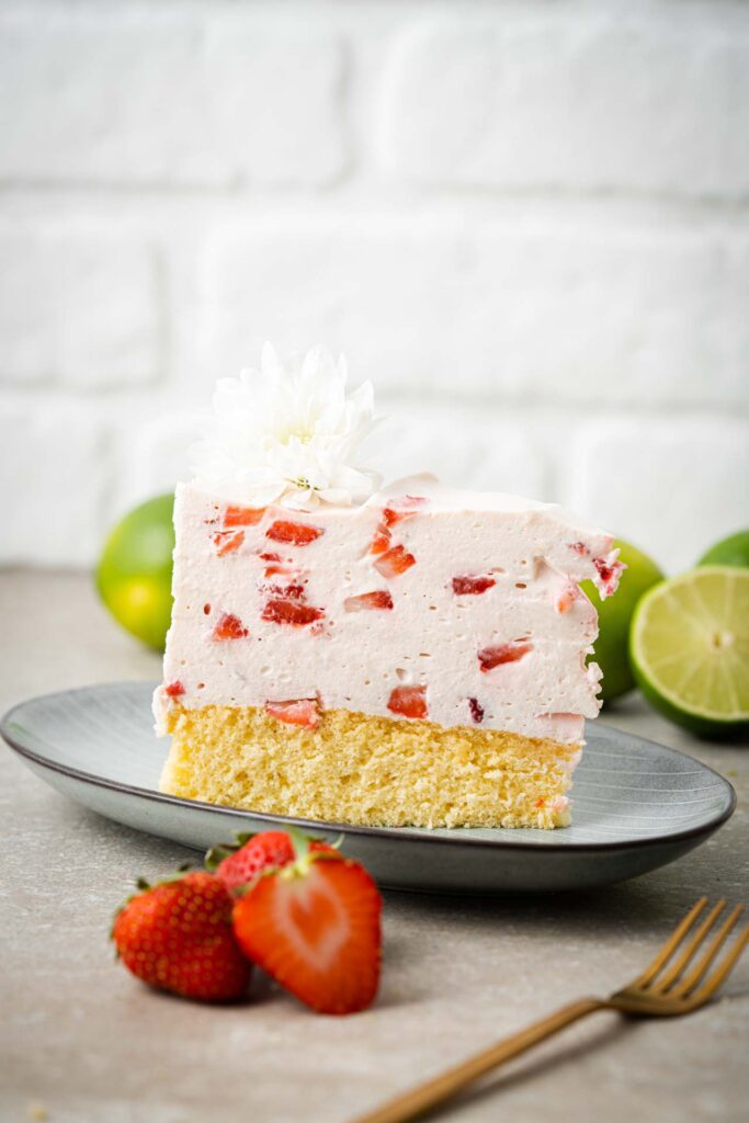 Erdbeertorte mit Frischkäsecreme